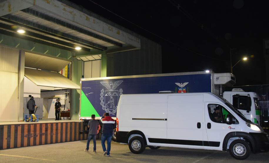 Chegam ao Paraná 107.640 doses de imunizante da Pfizer contra Covid-19