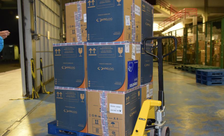 Chegam ao Paraná 107.640 doses de imunizante da Pfizer contra Covid-19