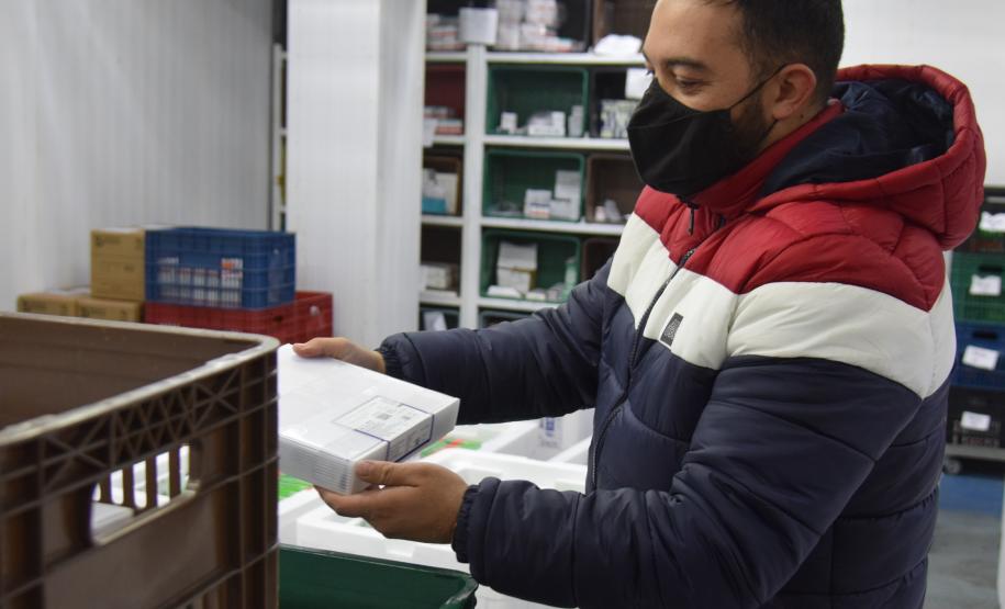 Chegam ao Paraná 107.640 doses de imunizante da Pfizer contra Covid-19