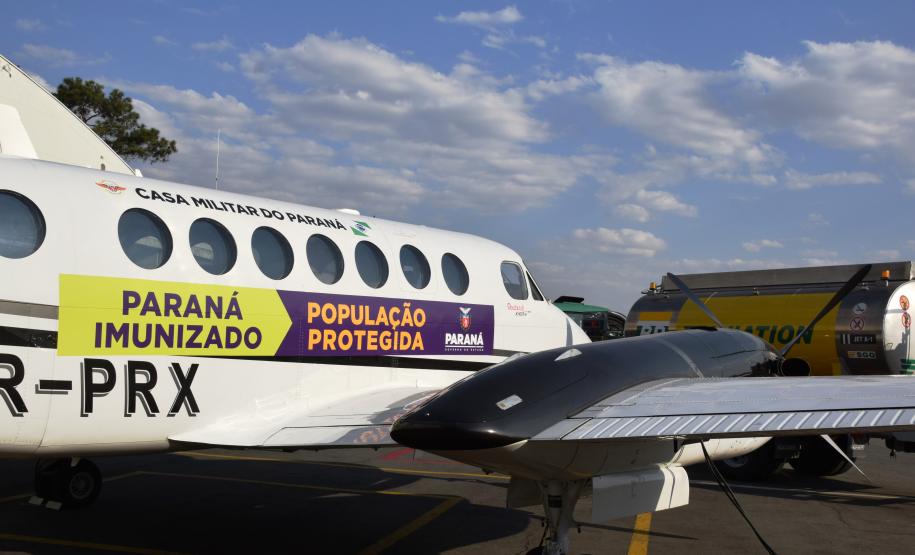Paraná distribui nesta segunda-feira 223.268 doses de vacinas contra a Covid-19