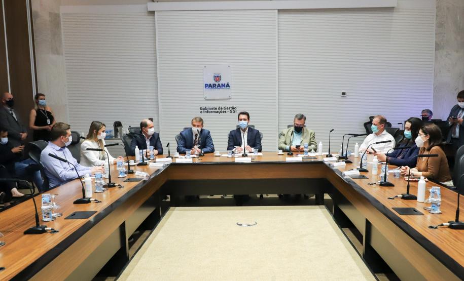 Toledo vai receber estudo da Pfizer para vacinar 100% da população a partir dos 12 anos