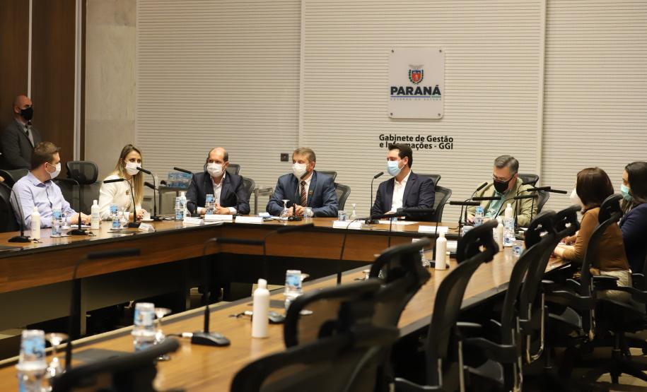 Toledo vai receber estudo da Pfizer para vacinar 100% da população a partir dos 12 anos