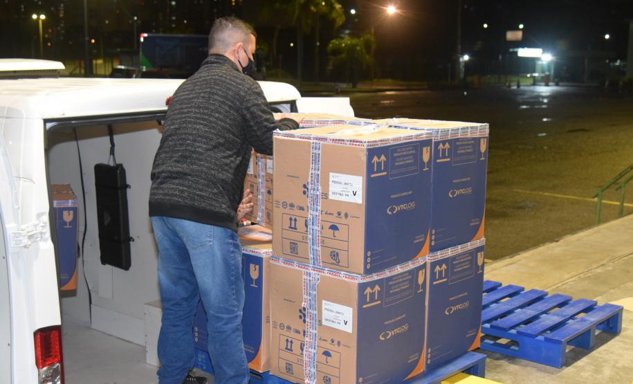 Mais 182 mil vacinas contra a Covid-19 chegam ao Paraná