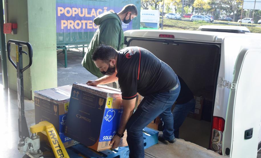 Mais 79,5 mil vacinas contra a Covid-19 chegam ao Paraná