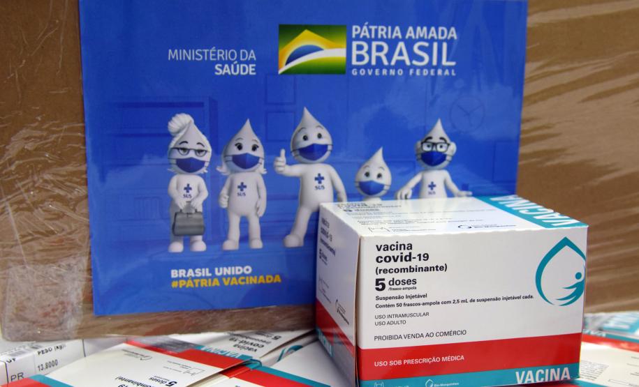 Novas 87 mil doses de vacinas contra a Covid-19 chegam ao Paraná