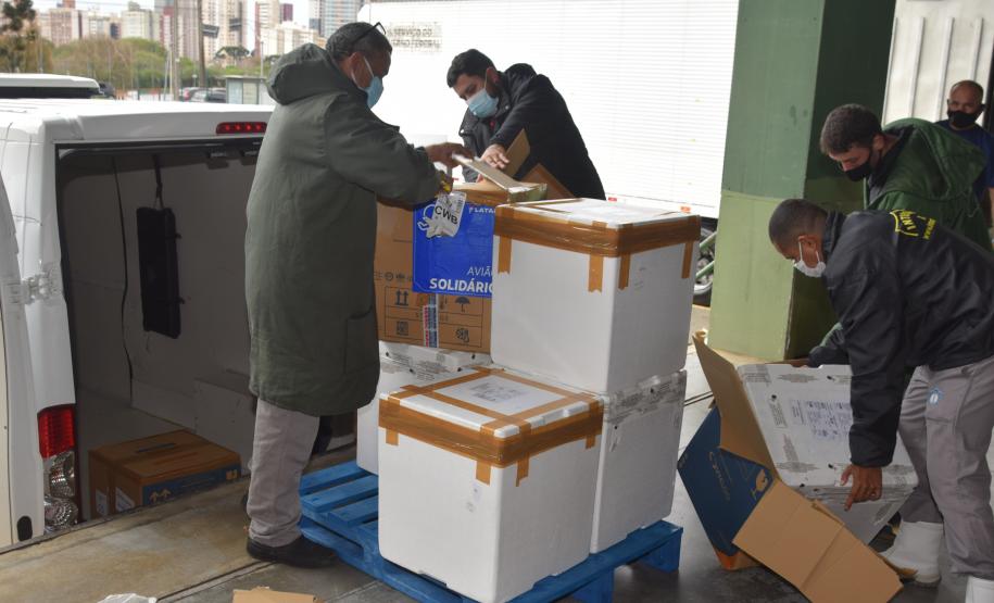 Paraná se prepara para iniciar vacinação de adolescentes e dose reforço contra a Covid-19