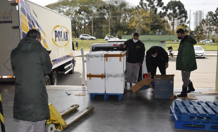 Paraná se prepara para iniciar vacinação de adolescentes e dose reforço contra a Covid-19