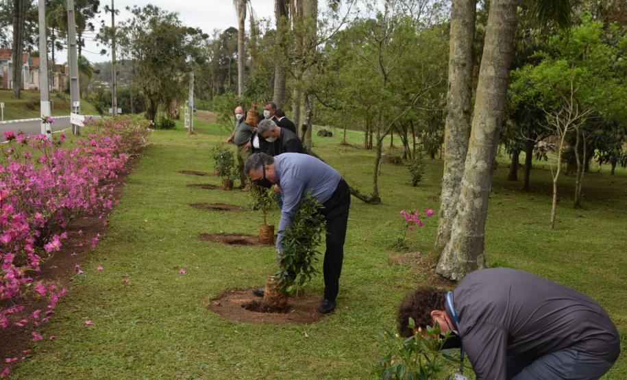 Saúde vai investir mais de R$ 2,3 milhões no Centro de Produção e Pesquisa de Imunobiológicos do Paraná