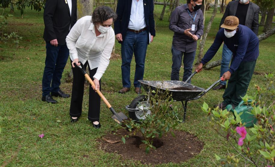 Saúde vai investir mais de R$ 2,3 milhões no Centro de Produção e Pesquisa de Imunobiológicos do Paraná