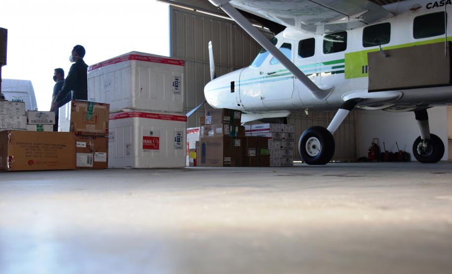 Saúde inicia distribuição de mais 376 mil vacinas contra a Covid-19 e medicamentos de intubação