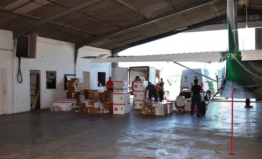 Saúde inicia distribuição de mais 376 mil vacinas contra a Covid-19 e medicamentos de intubação