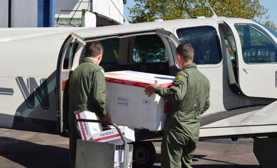 Saúde inicia distribuição de mais 376 mil vacinas contra a Covid-19 e medicamentos de intubação