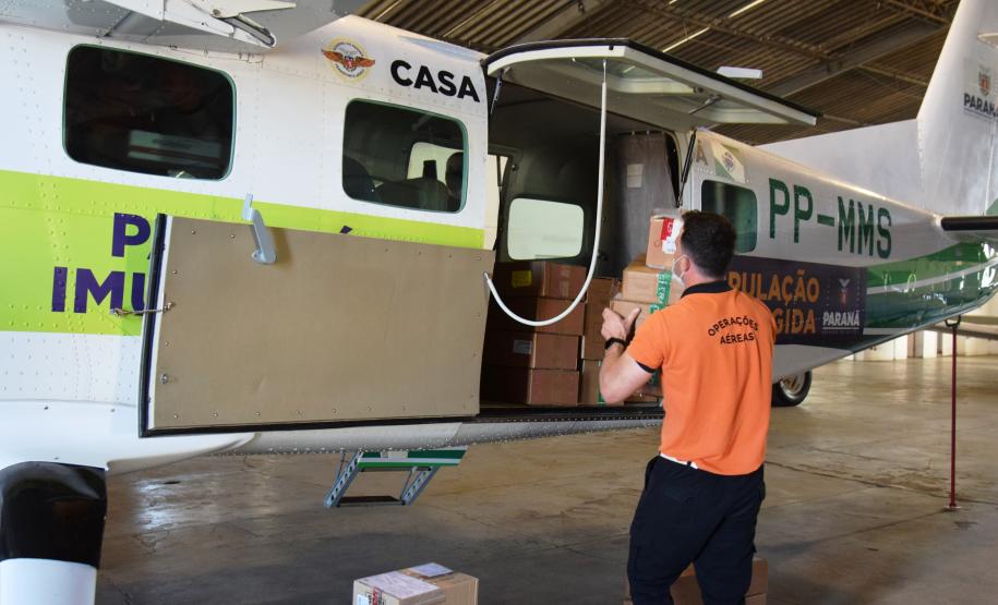 Saúde inicia distribuição de mais 376 mil vacinas contra a Covid-19 e medicamentos de intubação