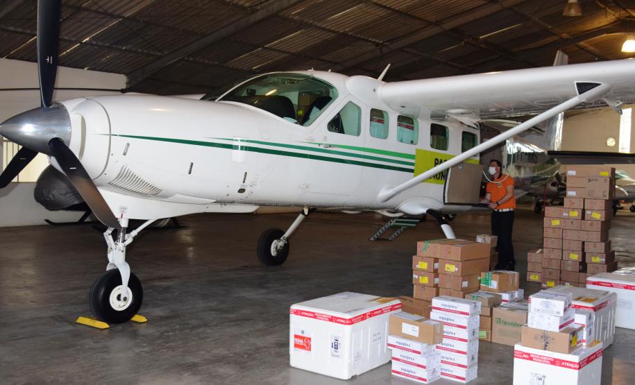 Saúde inicia distribuição de mais 376 mil vacinas contra a Covid-19 e medicamentos de intubação