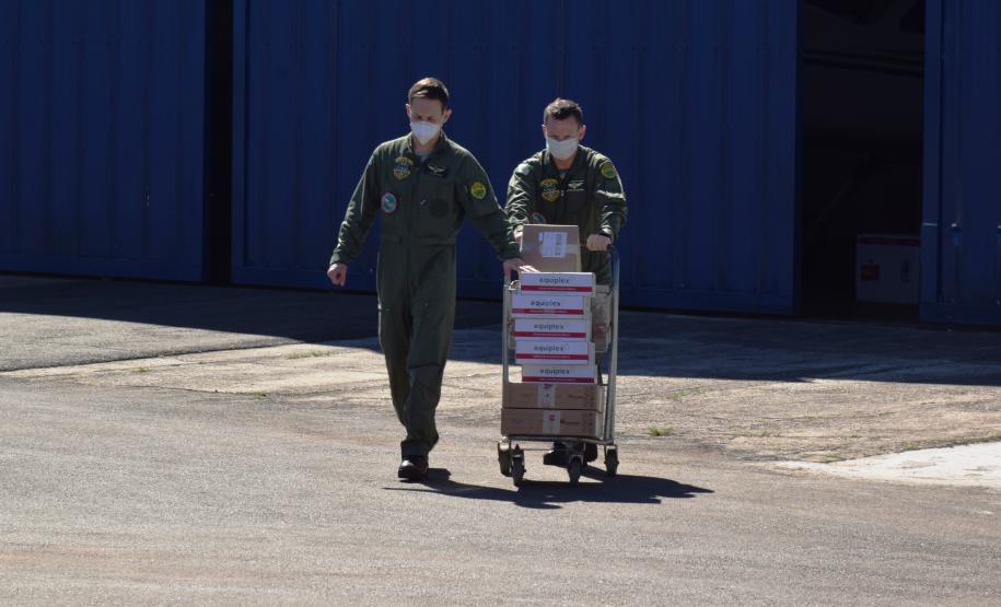 Saúde inicia distribuição de mais 376 mil vacinas contra a Covid-19 e medicamentos de intubação