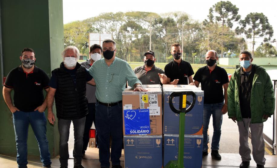 Paraná recebe mais 303 mil vacinas contra a Covid-19 para primeira dose