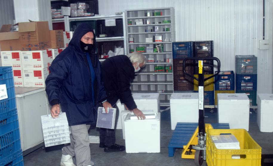 Paraná recebe mais 63 mil vacinas contra a Covid-19