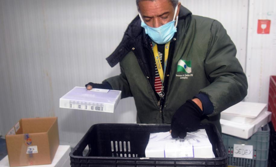 Paraná recebe mais 63 mil vacinas contra a Covid-19
