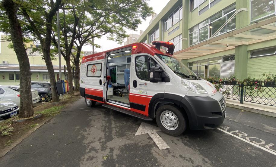 Governo do Estado entrega primeira ambulância habilitada para o Samu de Adrianópolis