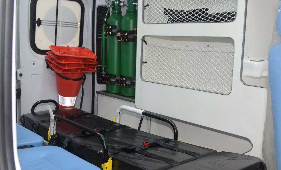 Governo do Estado entrega primeira ambulância habilitada para o Samu de Adrianópolis