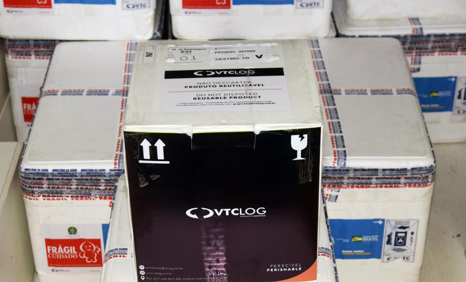 Estado recebe mais vacinas e anuncia início da aplicação da dose de reforço