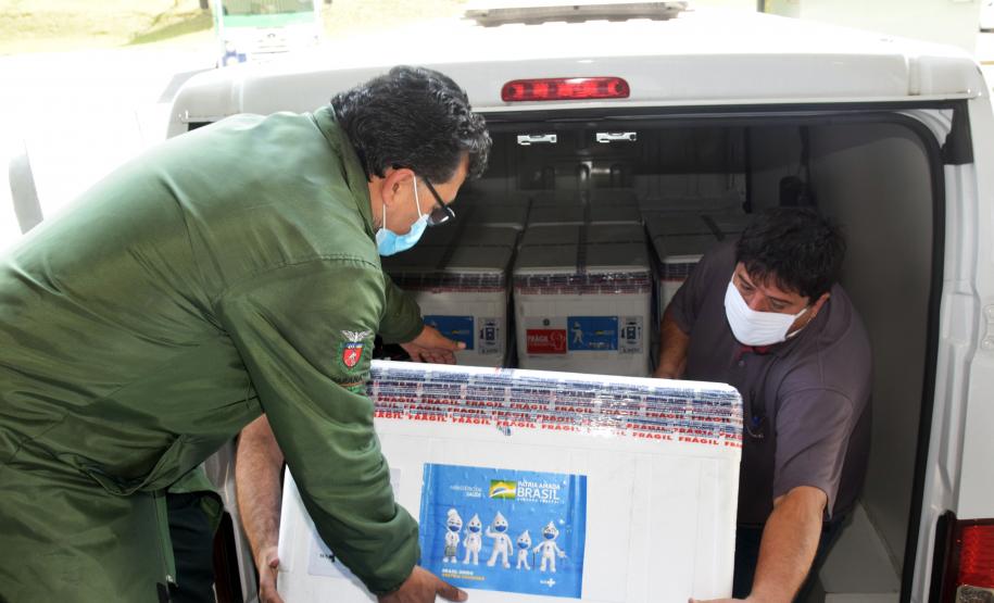 Estado recebe mais vacinas e anuncia início da aplicação da dose de reforço