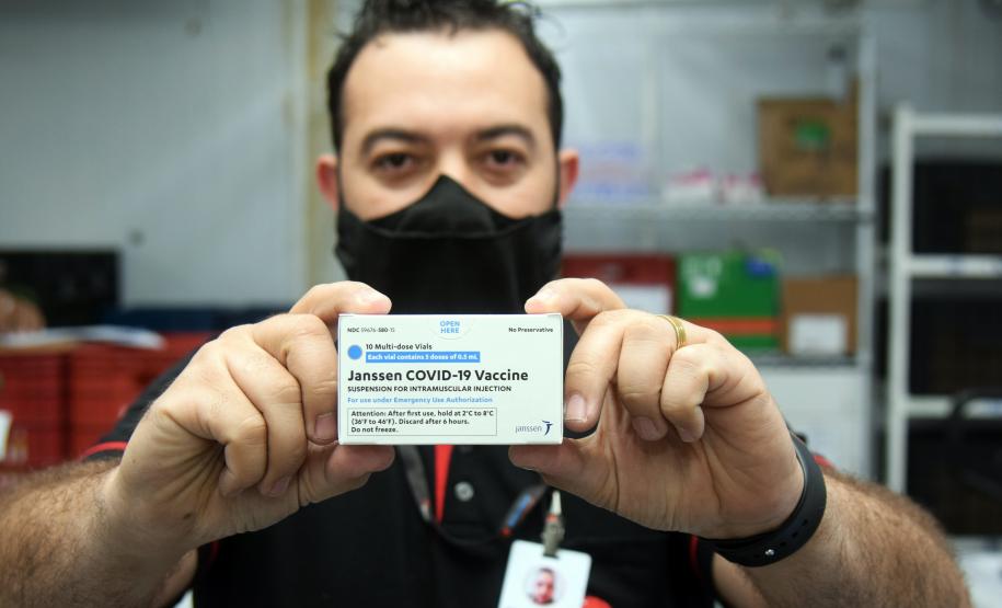 Estado recebe mais vacinas e anuncia início da aplicação da dose de reforço