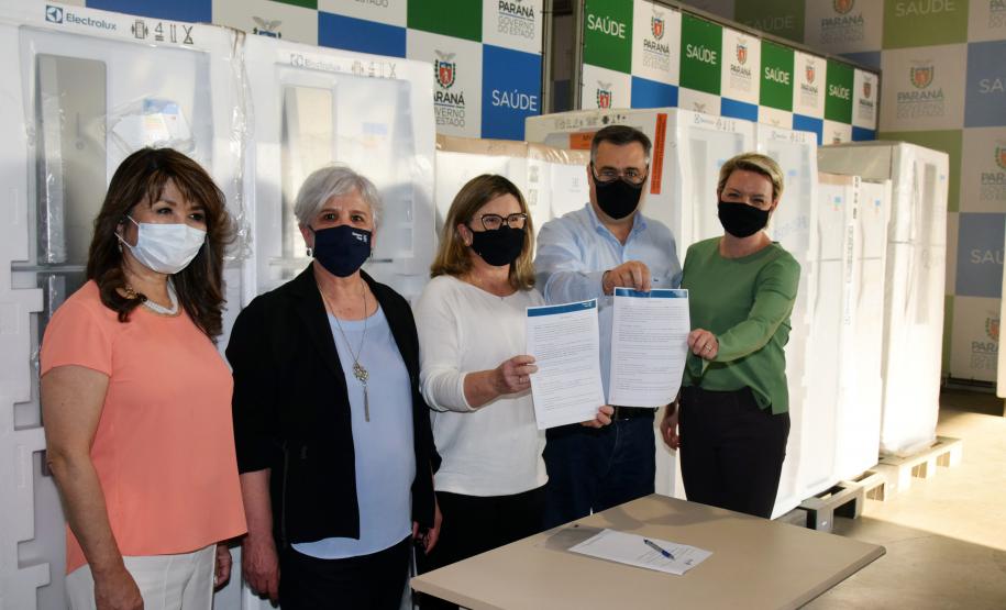 Paraná recebe 20 geladeiras e quatro câmaras frias do movimento Unidos pela Vacina