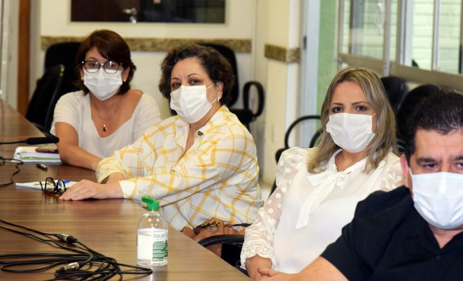 Paraná abre vacinação de adolescentes com comorbidades