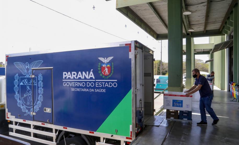 Saúde distribui mais de meio milhão de vacinas contra a Covid-19; quase 100 mil são para adolescentes