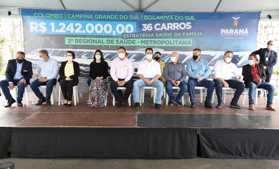Governador entrega 36 carros da Saúde para Colombo, Bocaiúva do Sul e Campina Grande do Sul