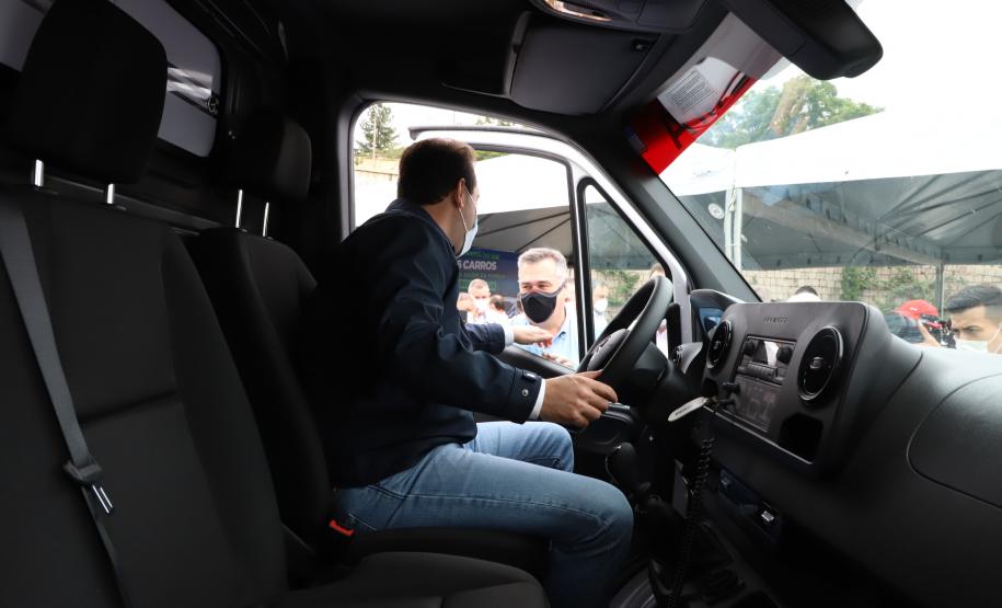 Governador entrega 36 carros da Saúde para Colombo, Bocaiúva do Sul e Campina Grande do Sul