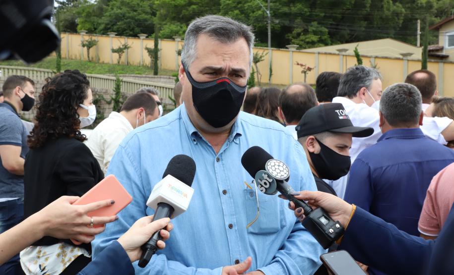 Governador entrega 36 carros da Saúde para Colombo, Bocaiúva do Sul e Campina Grande do Sul