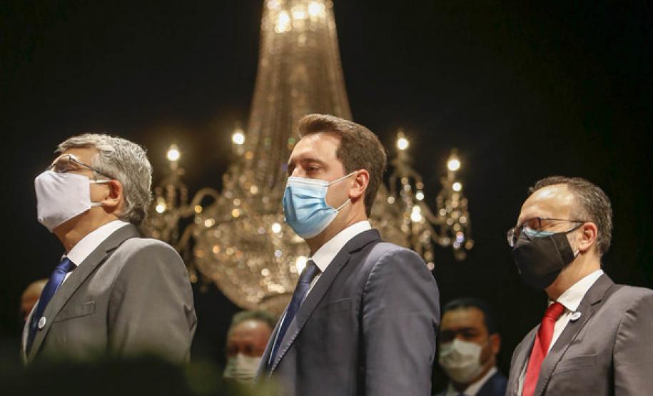 No Jubileu de Ouro da UEL e do HU, governador destaca relevância das instituições para o Paraná