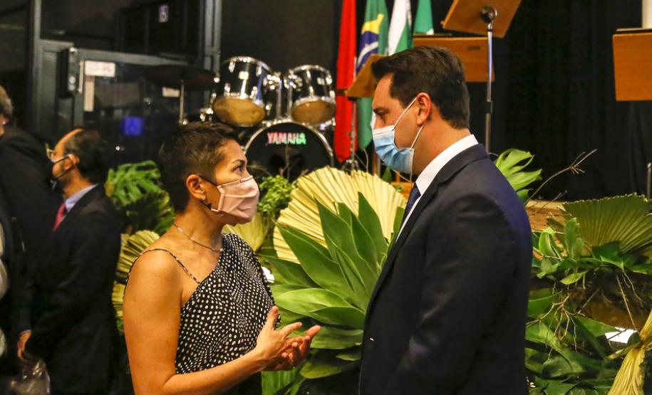 No Jubileu de Ouro da UEL e do HU, governador destaca relevância das instituições para o Paraná