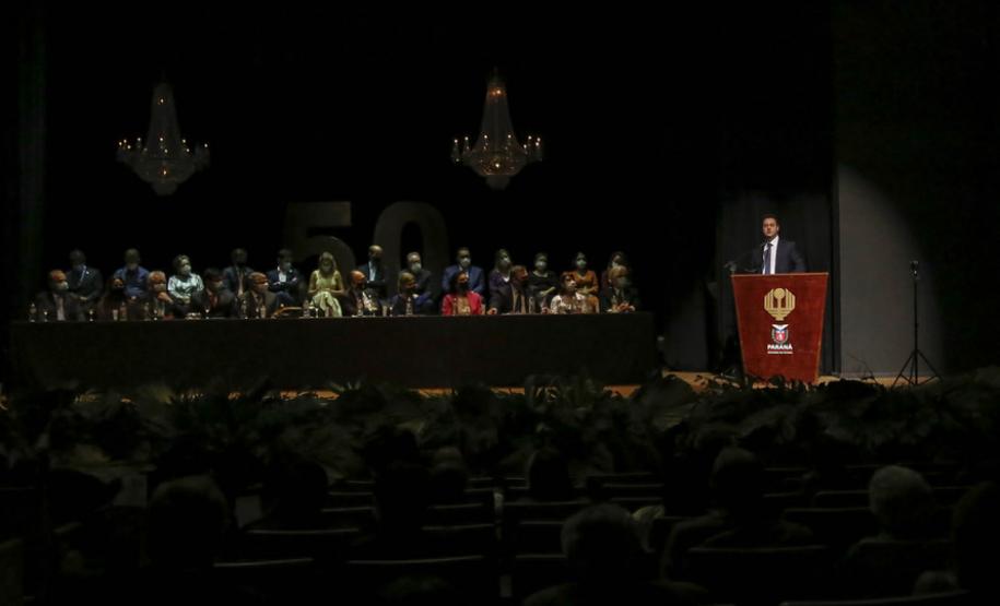 No Jubileu de Ouro da UEL e do HU, governador destaca relevância das instituições para o Paraná