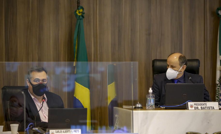 Saúde faz prestação de contas ao Legislativo com destaque para vacinação e investimentos no combate à pandemia