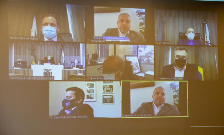 Saúde faz prestação de contas ao Legislativo com destaque para vacinação e investimentos no combate à pandemia