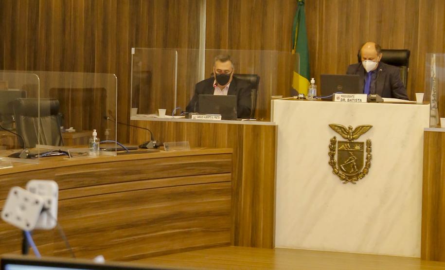 Saúde faz prestação de contas ao Legislativo com destaque para vacinação e investimentos no combate à pandemia