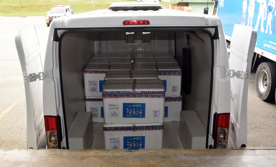 Estado recebe mais de 344 mil vacinas contra a Covid-19 nesta terça