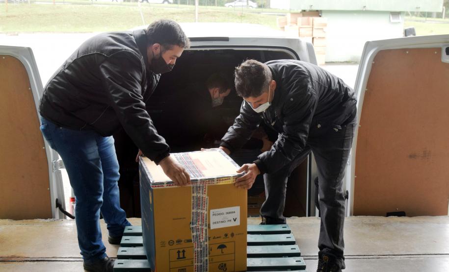 Estado recebe mais de 344 mil vacinas contra a Covid-19 nesta terça