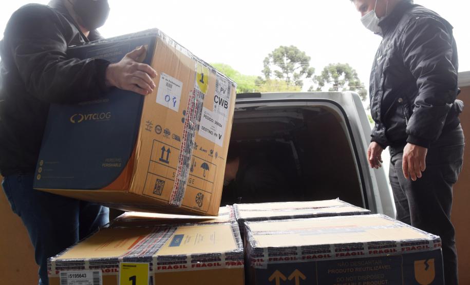 Estado recebe mais de 344 mil vacinas contra a Covid-19 nesta terça