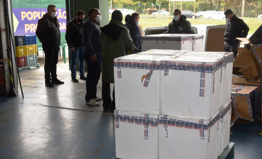 Estado recebe mais de 344 mil vacinas contra a Covid-19 nesta terça