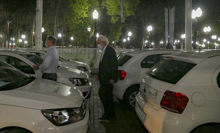 Governo inicia maior entrega de carros aos municípios para fortalecimento da Estratégia da Saúde da Família