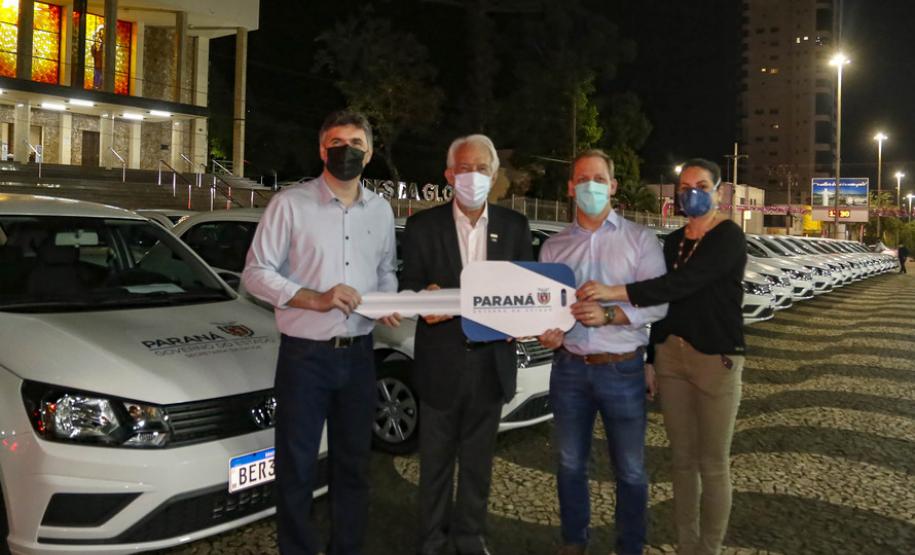 Governo inicia maior entrega de carros aos municípios para fortalecimento da Estratégia da Saúde da Família