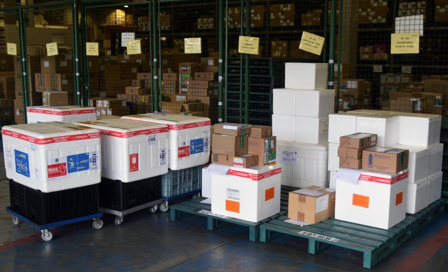 Com mais 124,2 mil vacinas, Saúde encerra a semana com um milhão de imunizantes contra a Covid-19 distribuídos aos municípios