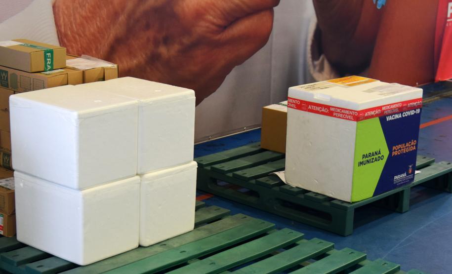 Com mais 124,2 mil vacinas, Saúde encerra a semana com um milhão de imunizantes contra a Covid-19 distribuídos aos municípios