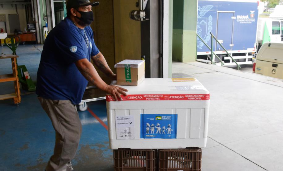 Com mais 124,2 mil vacinas, Saúde encerra a semana com um milhão de imunizantes contra a Covid-19 distribuídos aos municípios