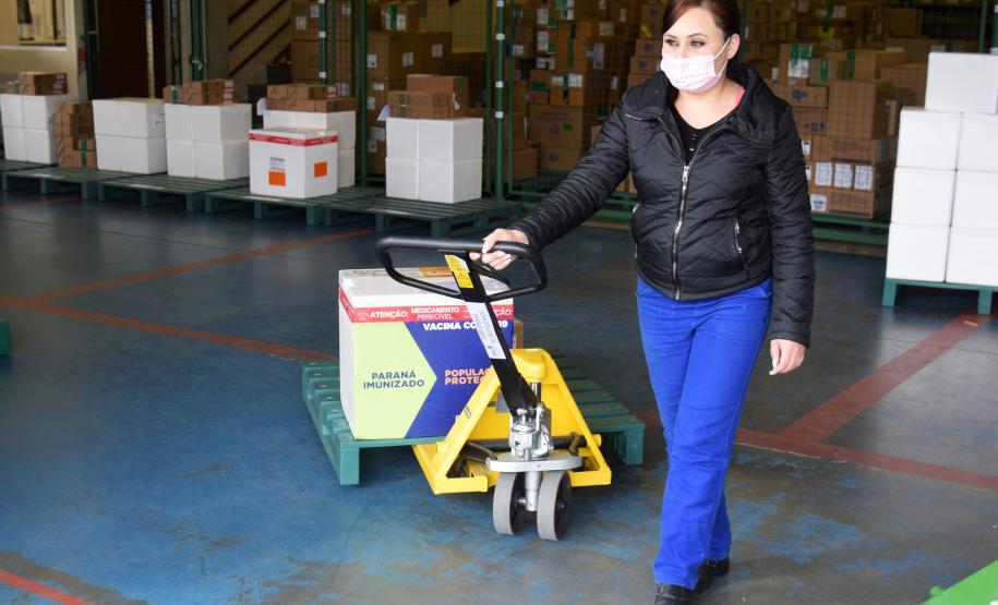 Com mais 124,2 mil vacinas, Saúde encerra a semana com um milhão de imunizantes contra a Covid-19 distribuídos aos municípios