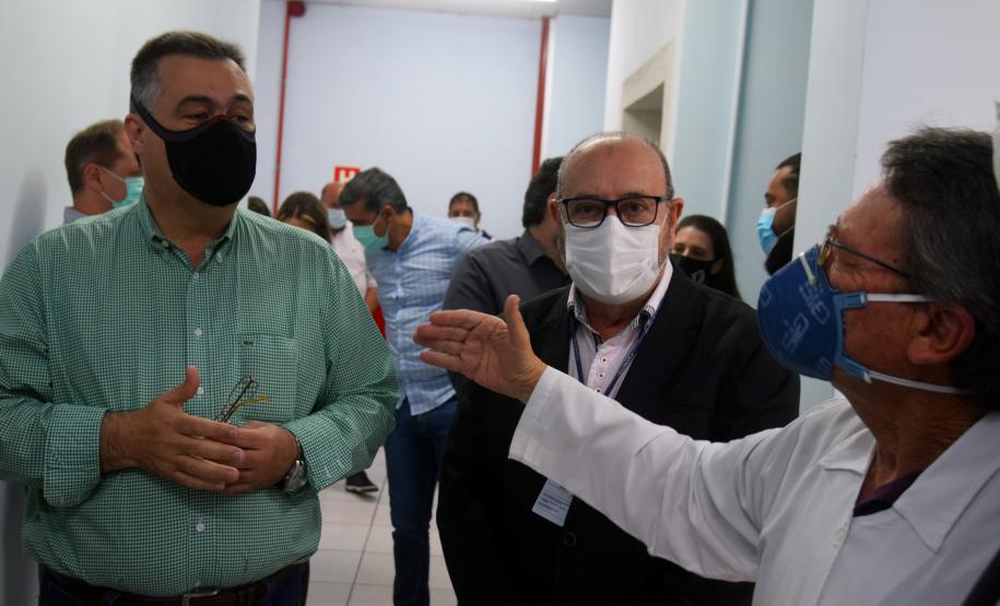 Sesa e Unespar firmam termo para implantação de residência médica no Hospital Regional do Litoral; investimentos na Região passam de R$ 4 milhões